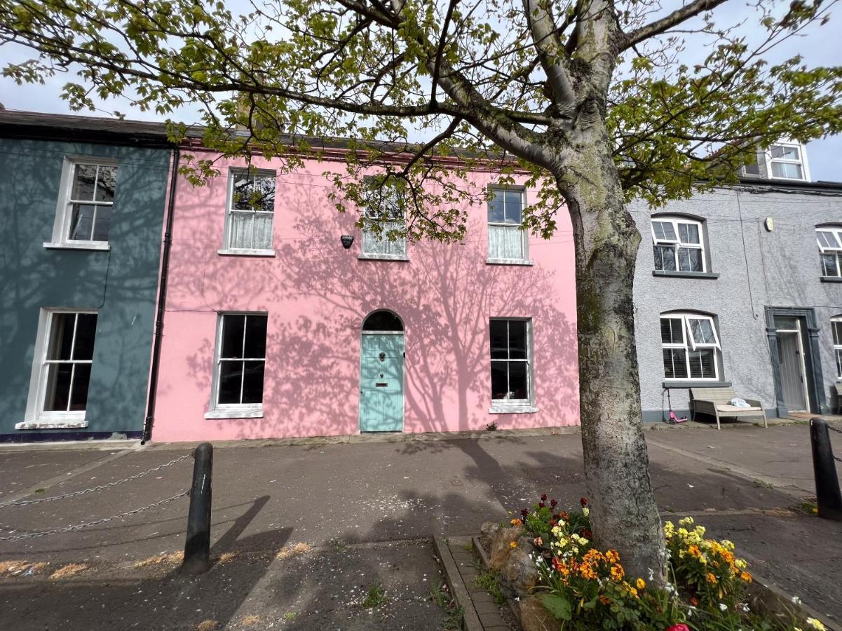 Unique Townhouse With Large Garden Down To The Sea Villa Killough Exterior foto