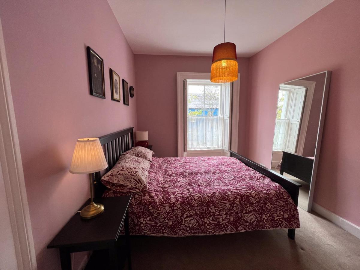 Unique Townhouse With Large Garden Down To The Sea Villa Killough Exterior foto