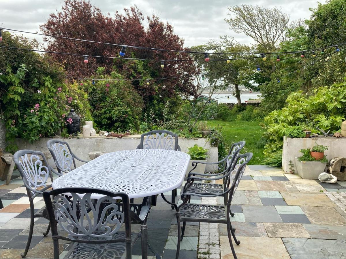 Unique Townhouse With Large Garden Down To The Sea Villa Killough Exterior foto